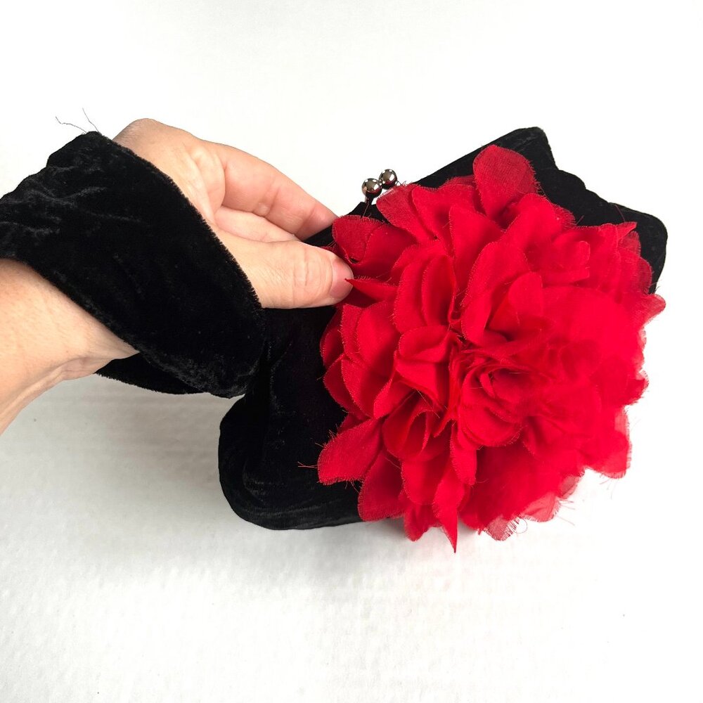 Cupcake Small‎ Bag Wrist Clutch Wallet Velvet Flower click-clack Closure
